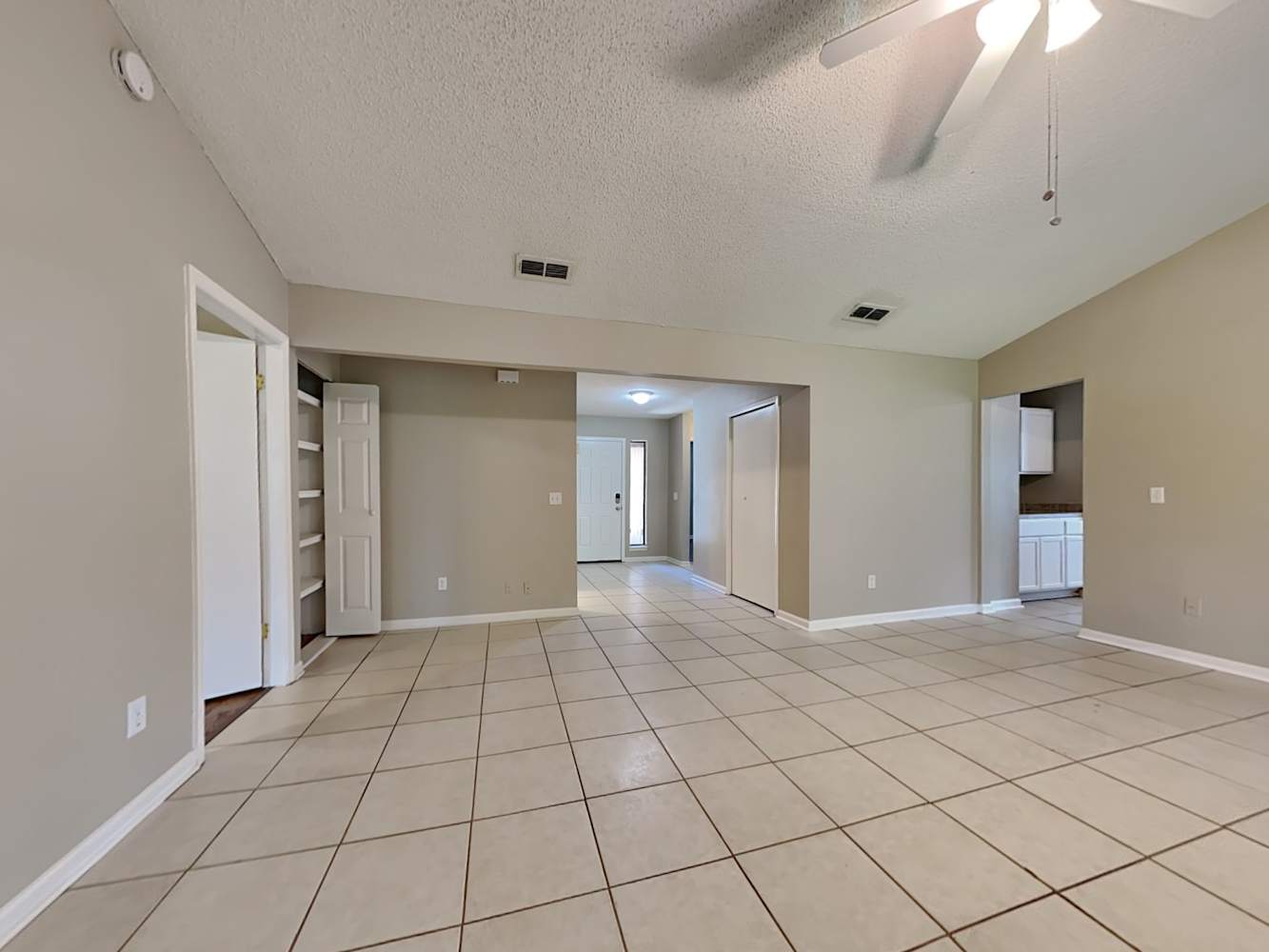 158 Annandale Dr E photo 3