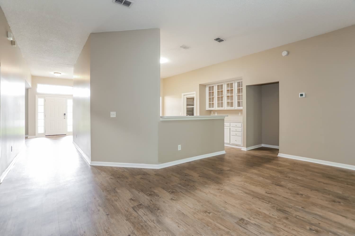 11275 Chertsey Ln photo 4