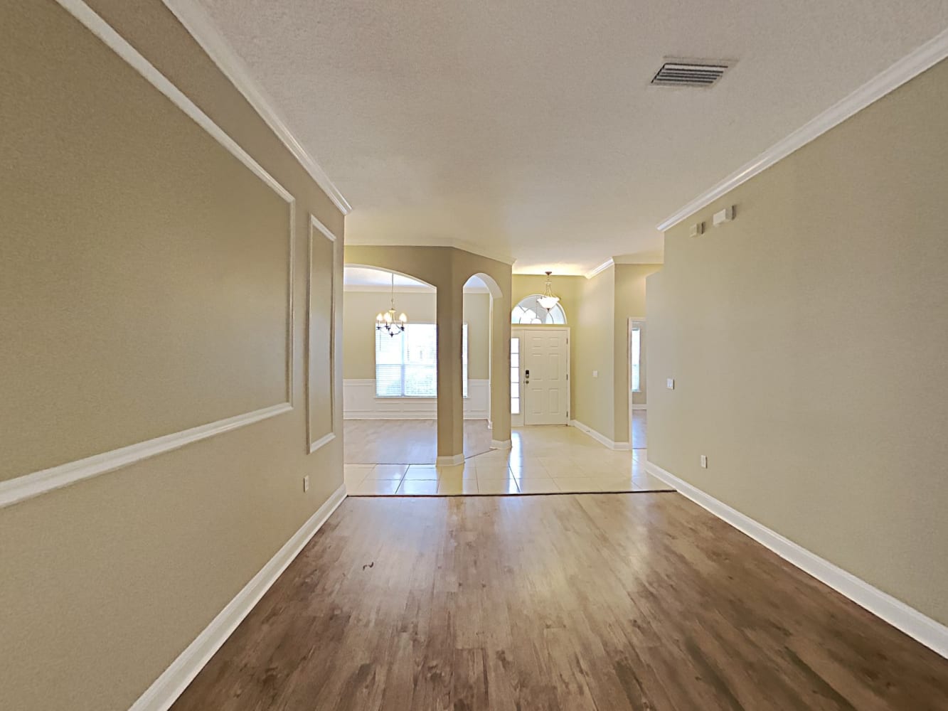 2929 Oakgrove Ave photo 4