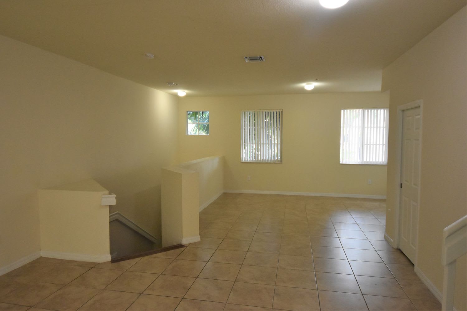 12430 SW 50th St photo 3