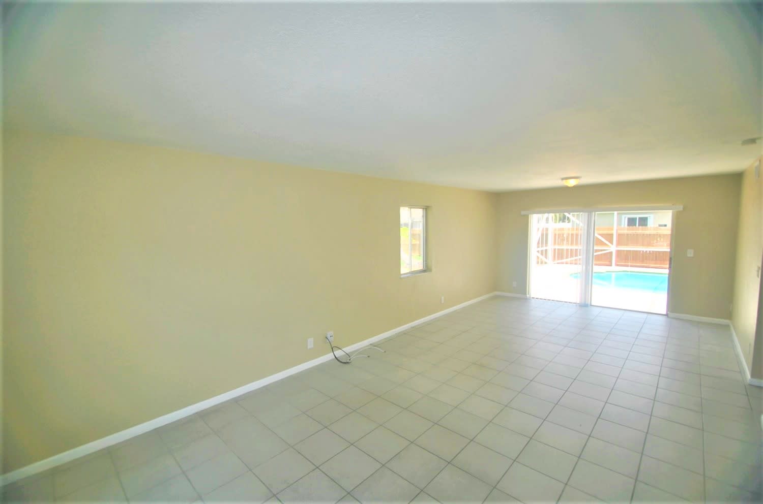 9897 Moss Pond Dr photo 2