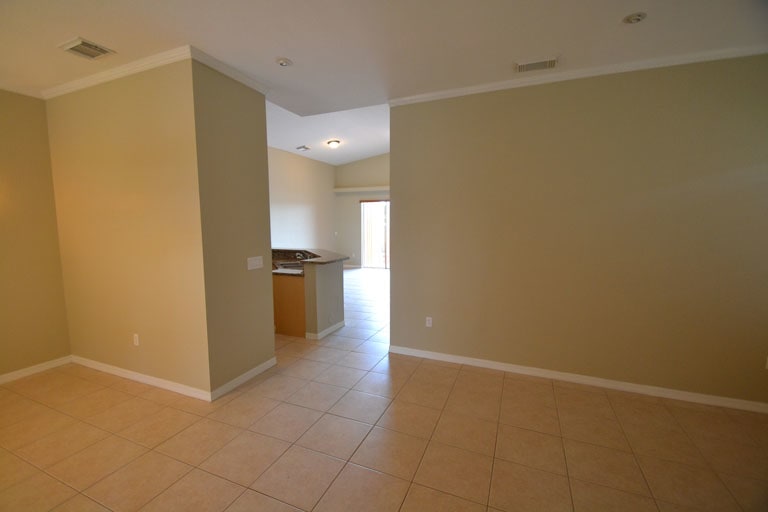 16112 SW 63rd Ter photo 5