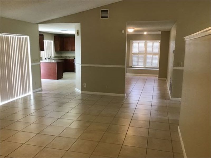 5016 NW 66th Dr photo 4