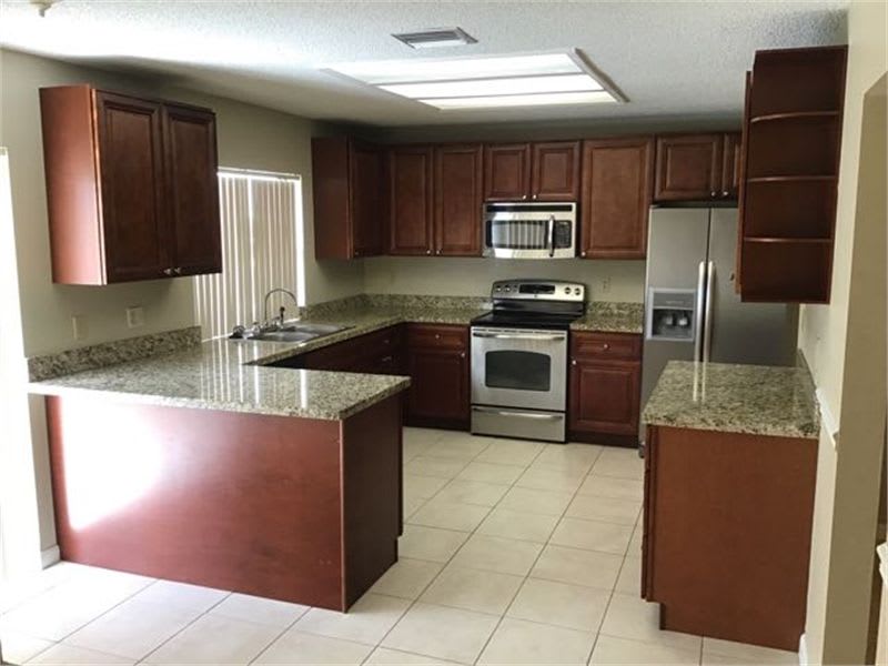 5016 NW 66th Dr photo 5