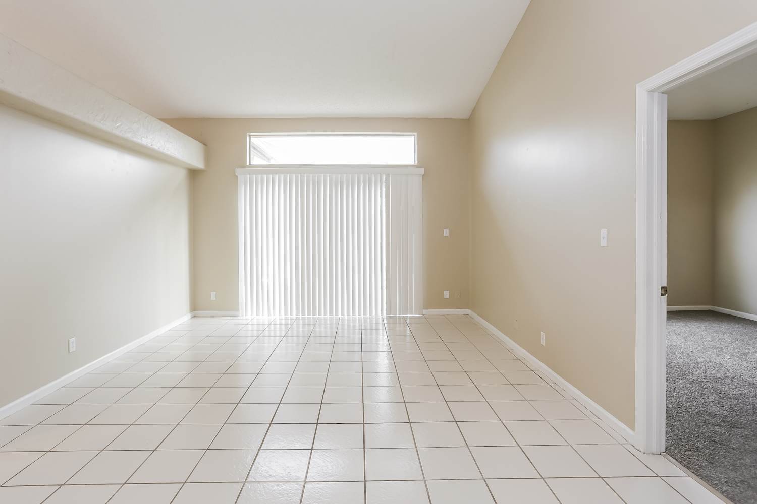 107 Pimlico Way photo 3