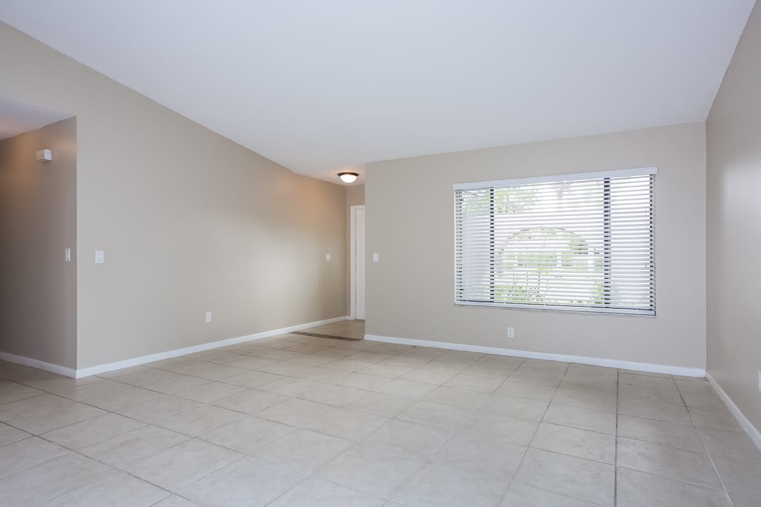 21290 Purple Sage Ln photo 3