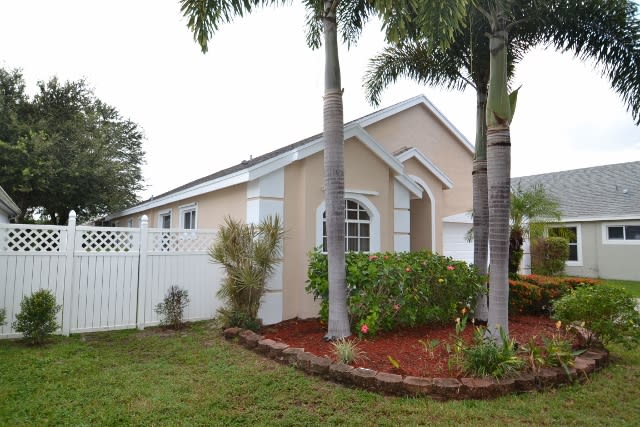 13283 Blue Diamond Pl photo 3