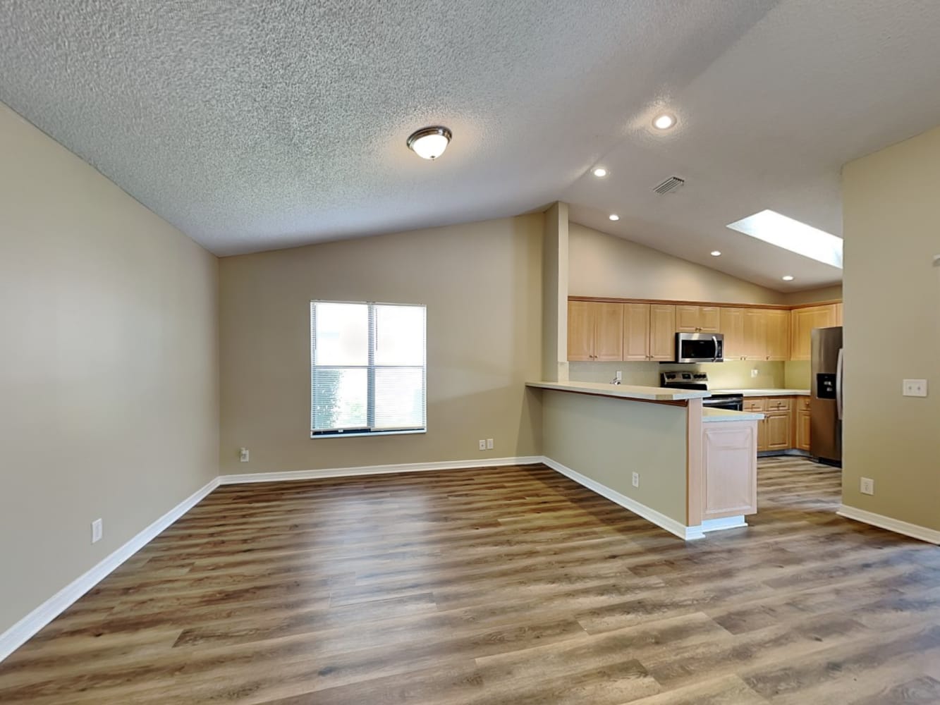 6625 NW 48th Mnr photo 5