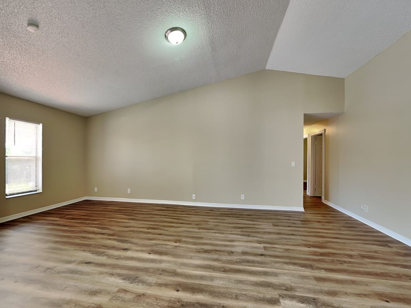 6625 NW 48th Mnr photo 3