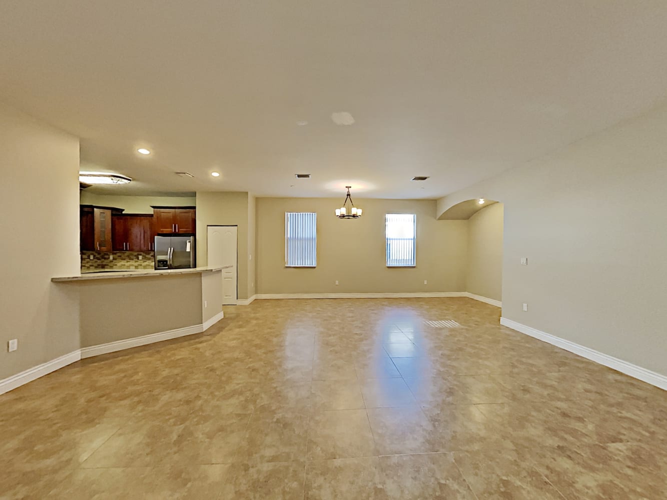 550 NE 15th Ct photo 5