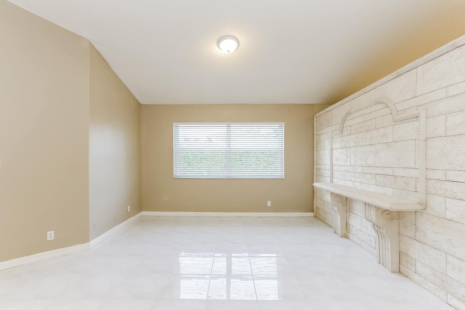 6419 Breckenridge Cir photo 5