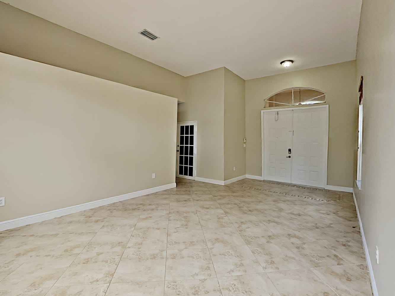 15250 SW 51st St photo 4