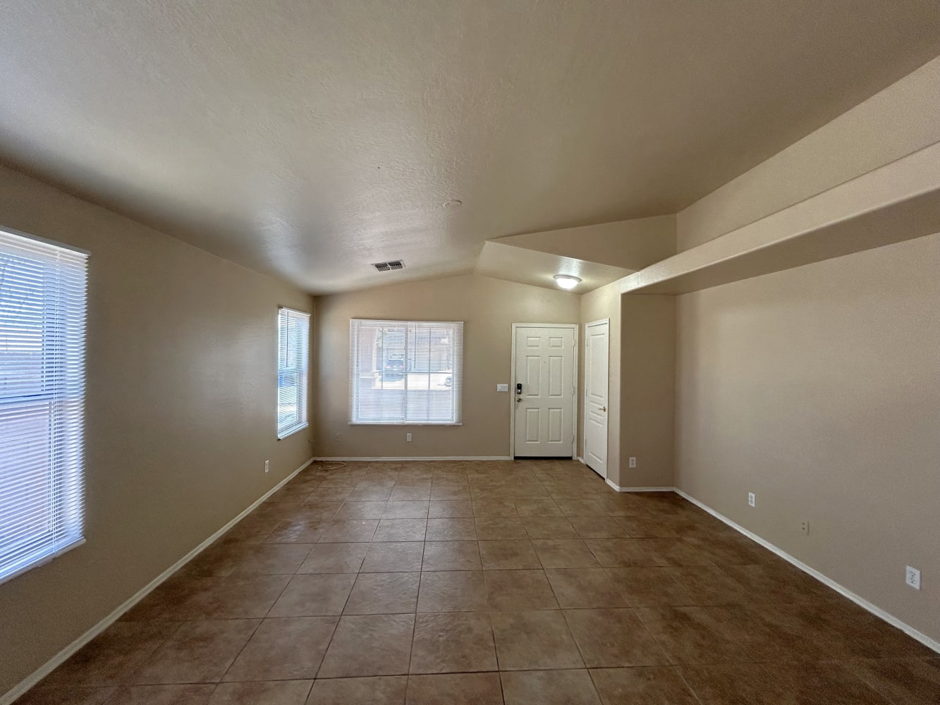 2310 W Saint Kateri Dr photo 2