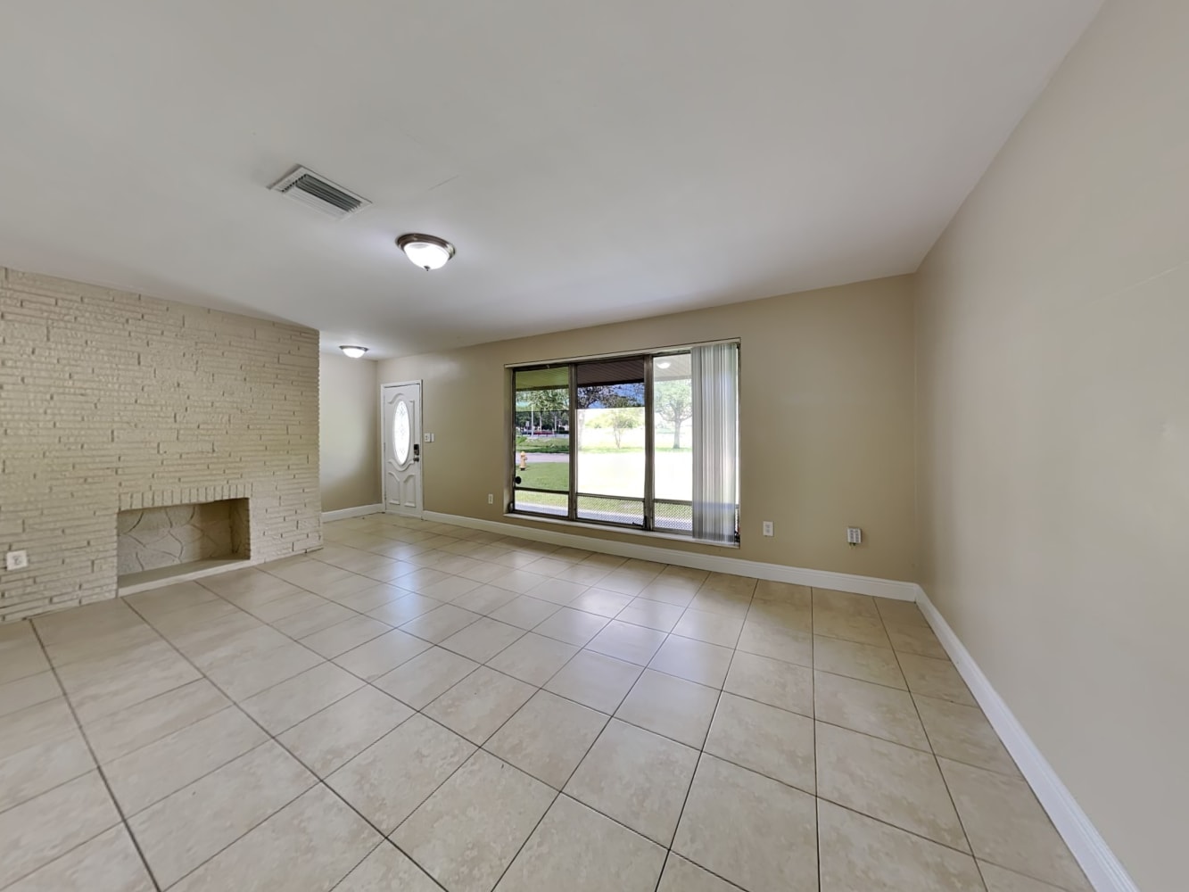 2411 Utopia Dr photo 4