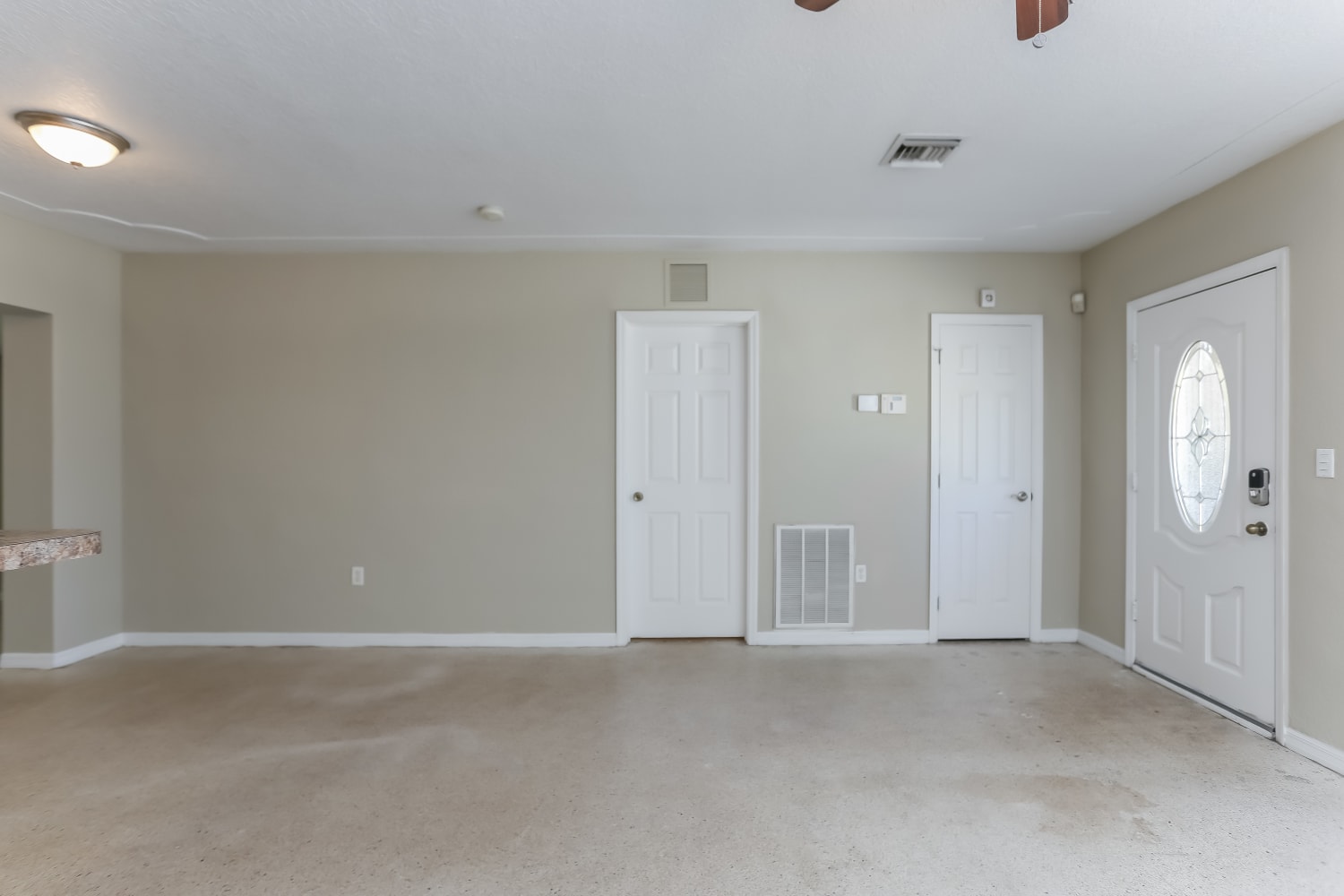 746 Eagle Way photo 5