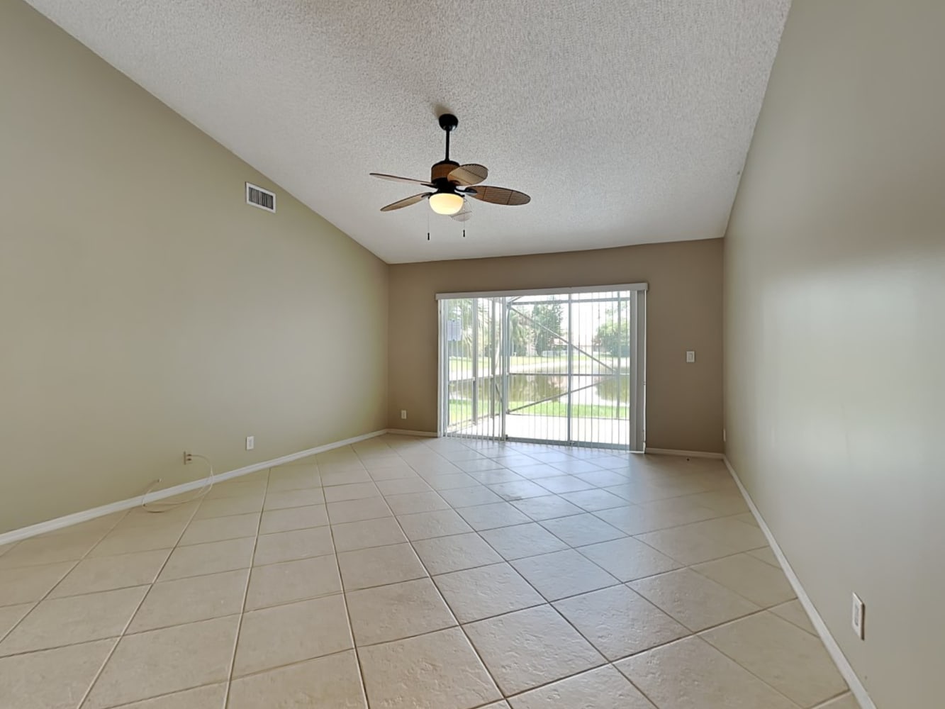 11409 Coral Bay Dr photo 4
