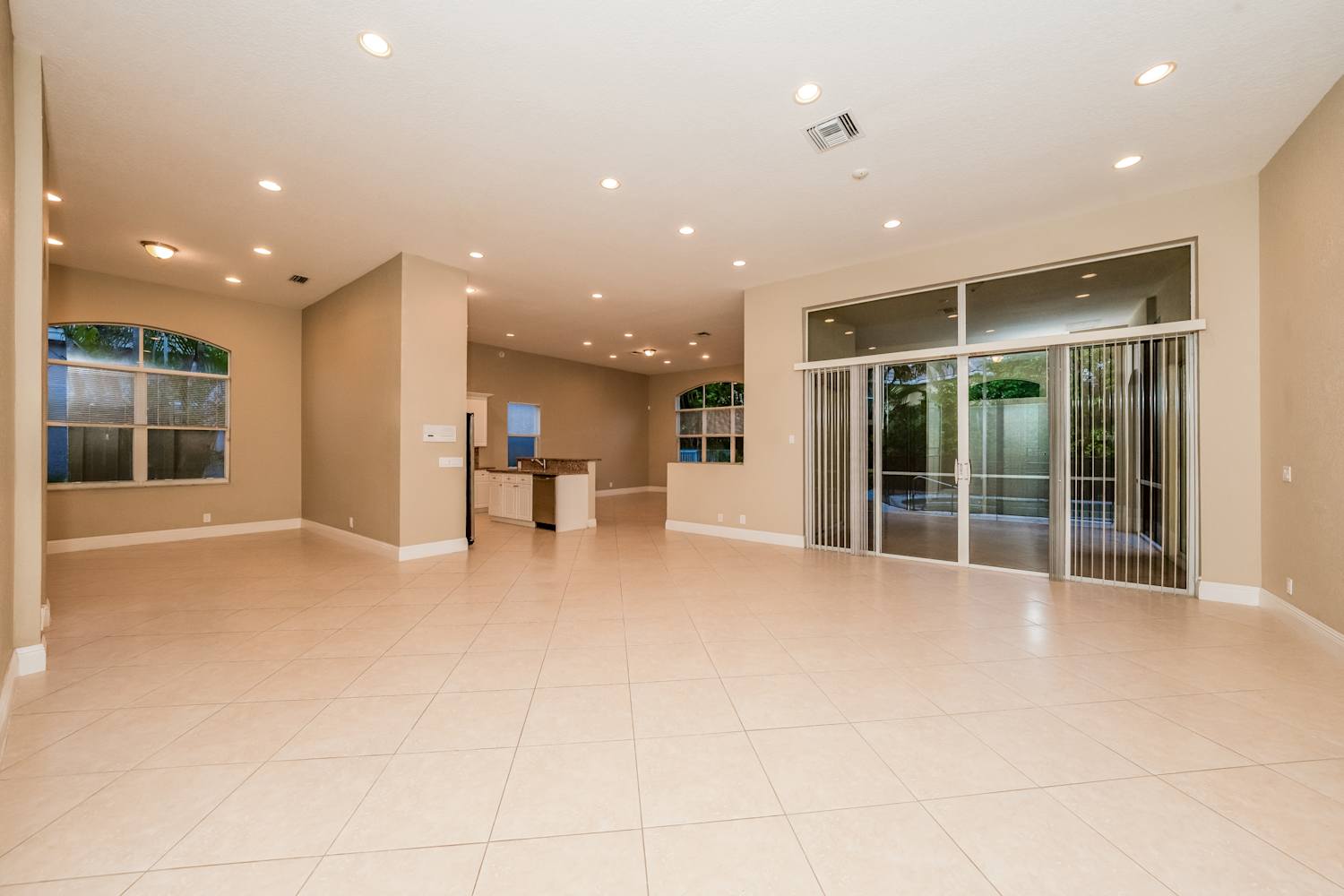 18696 Ocean Mist Dr photo 3