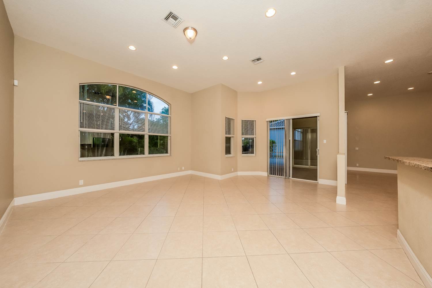 18696 Ocean Mist Dr photo 5