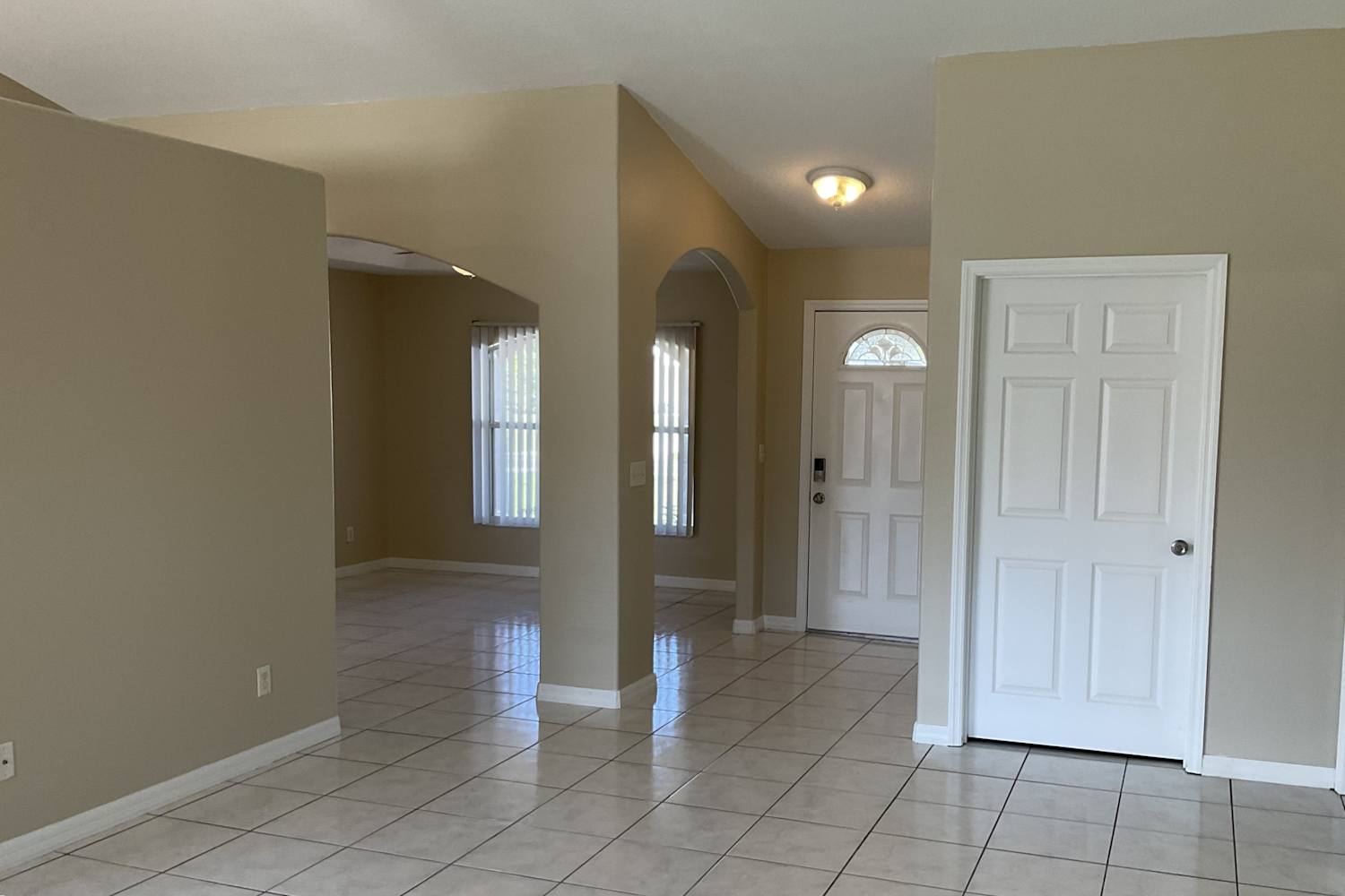 3060 Eldron Blvd SE photo 3