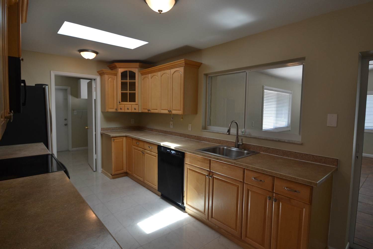 1137 Pheasant Cir photo 3