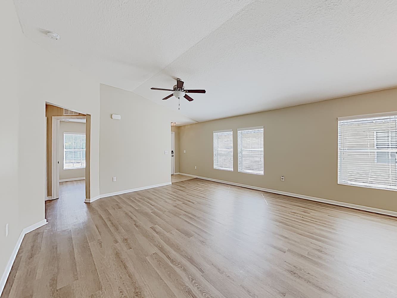 3367 Medici Blvd photo 3
