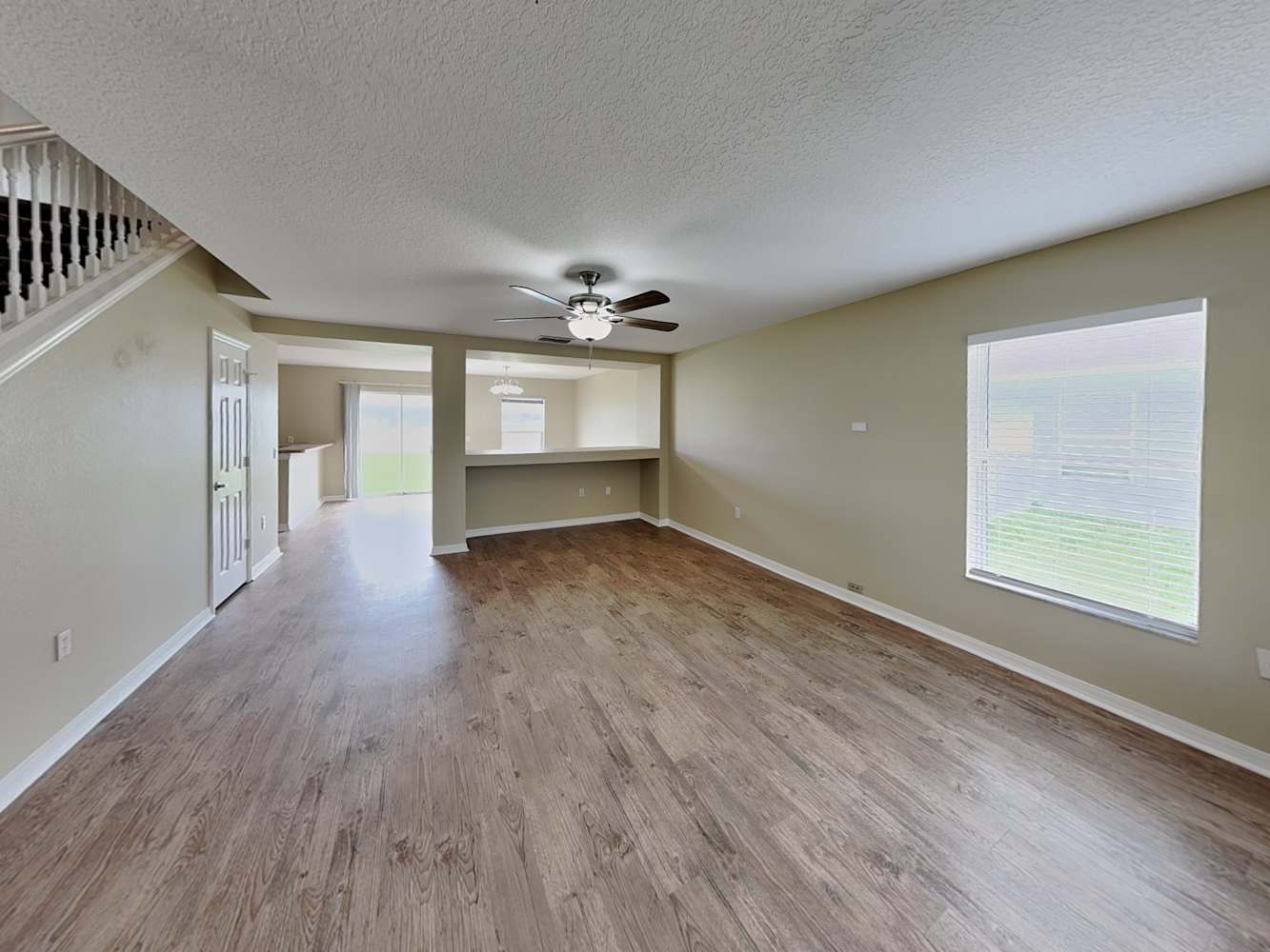 3411 Goldeneye Ln photo 4