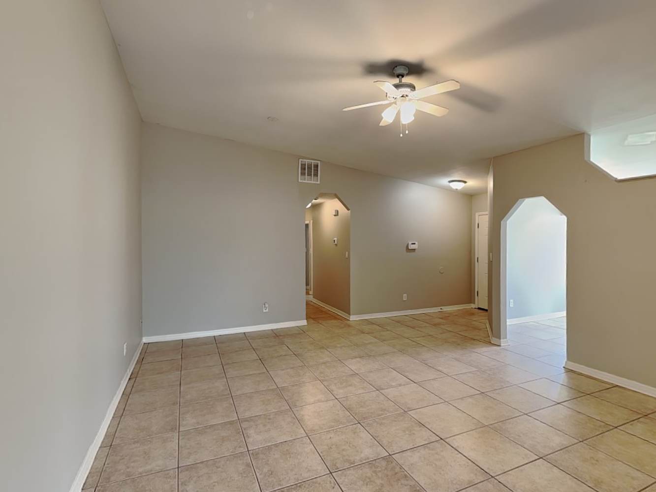 2672 Whisper Lakes Club Cir photo 4
