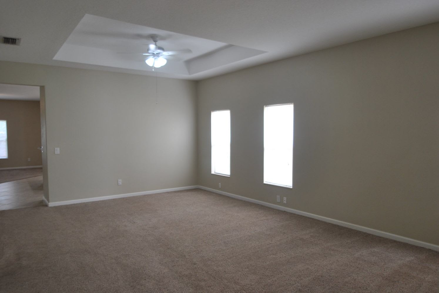 3835 Ryegrass St photo 2