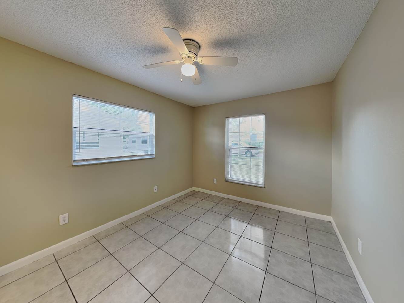 2506 Newbolt Dr photo 5