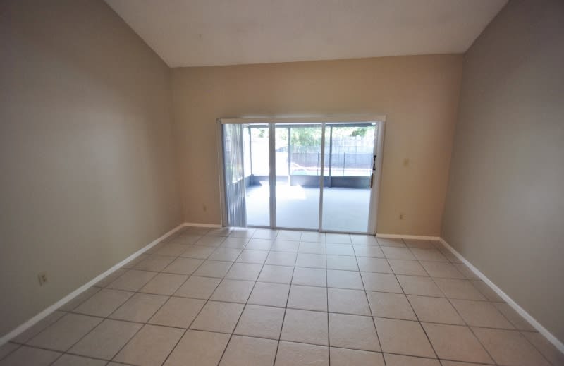 1007 Neely St photo 5