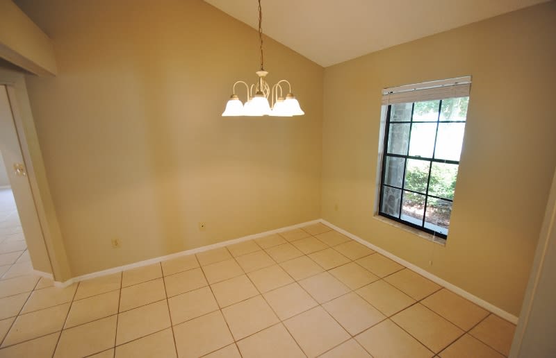 1007 Neely St photo 4
