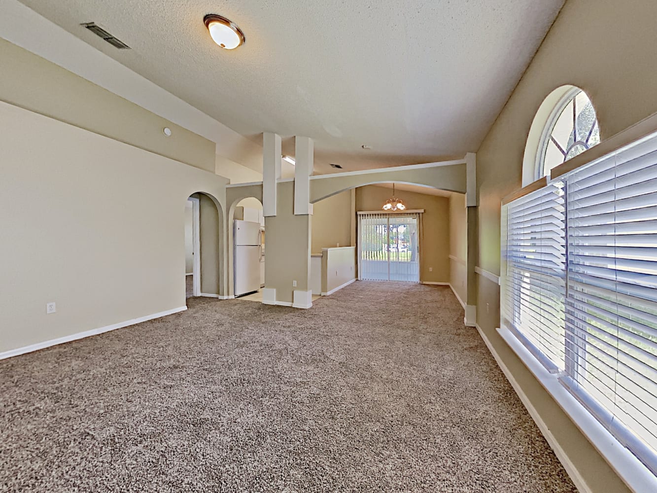 12809 Parkbury Dr photo 4
