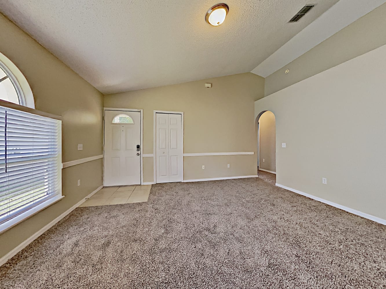 12809 Parkbury Dr photo 3