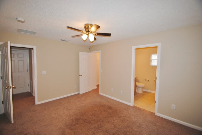 491 Basking Ridge Ct photo 4