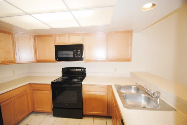 4117 Bayberry Dr photo 3