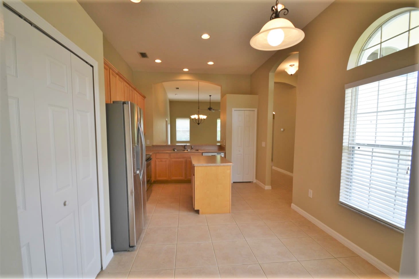 562 Coral Trace Blvd photo 3