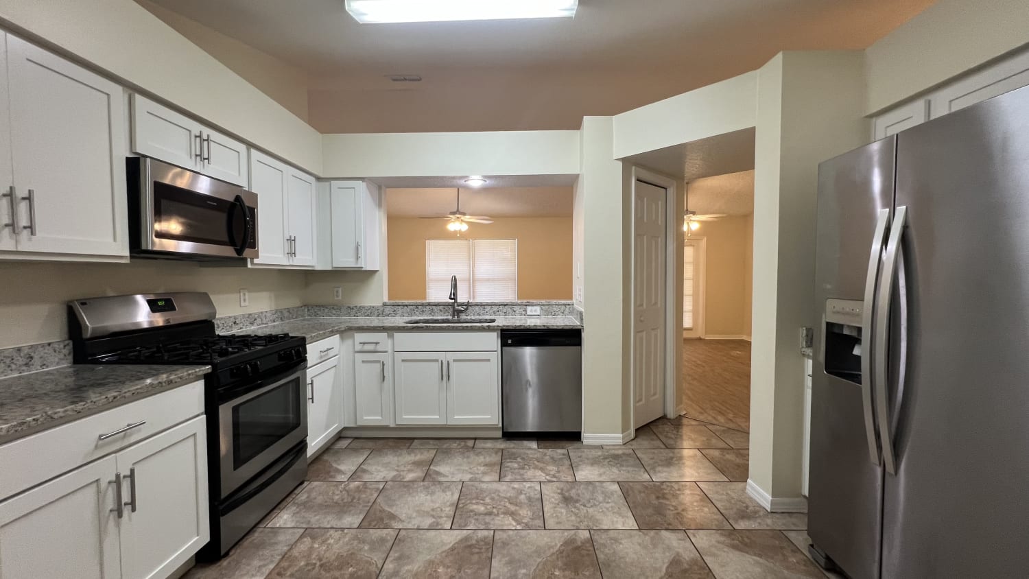 838 Elm Forest Dr photo 5