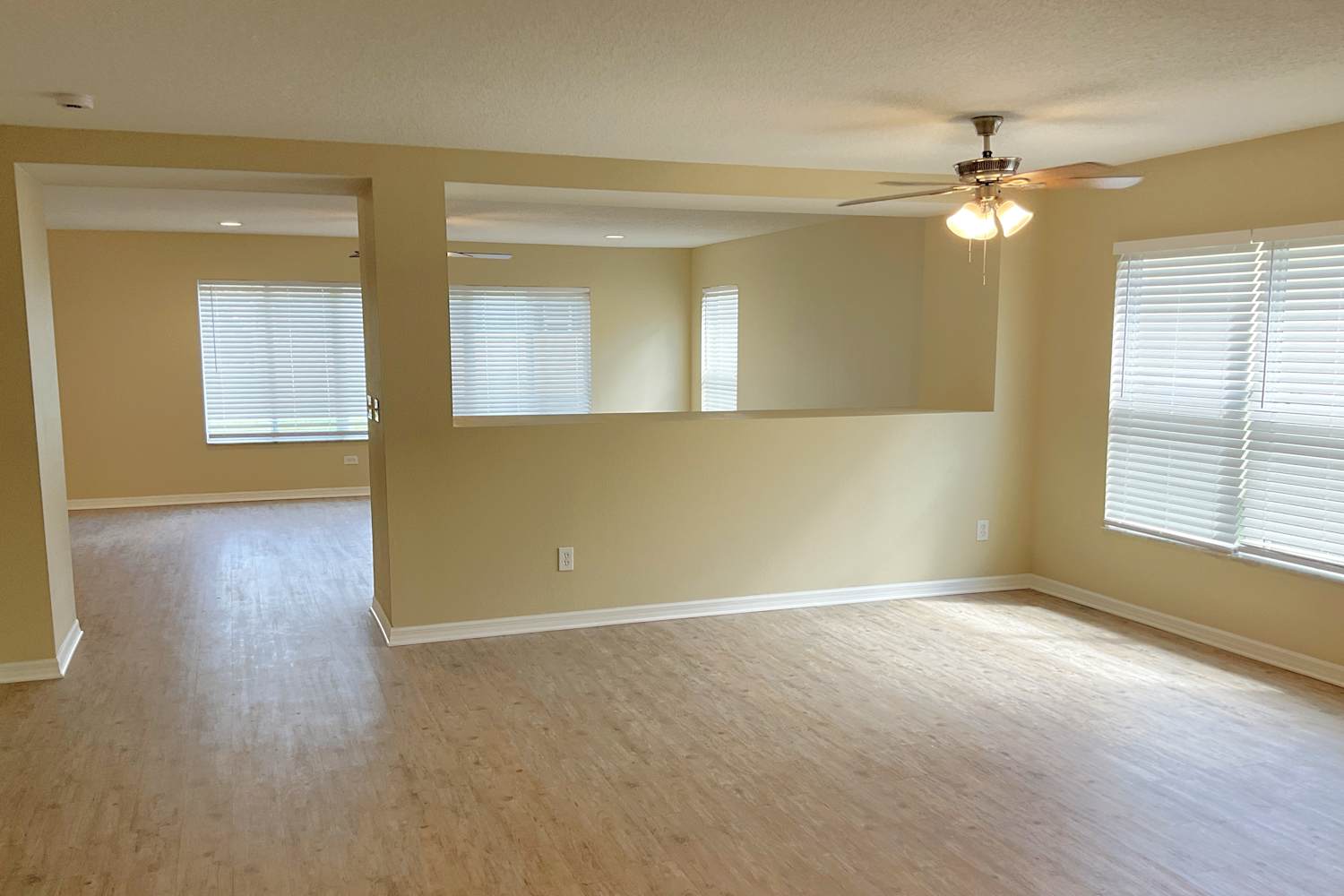 13630 Podocarpus Ln photo 2