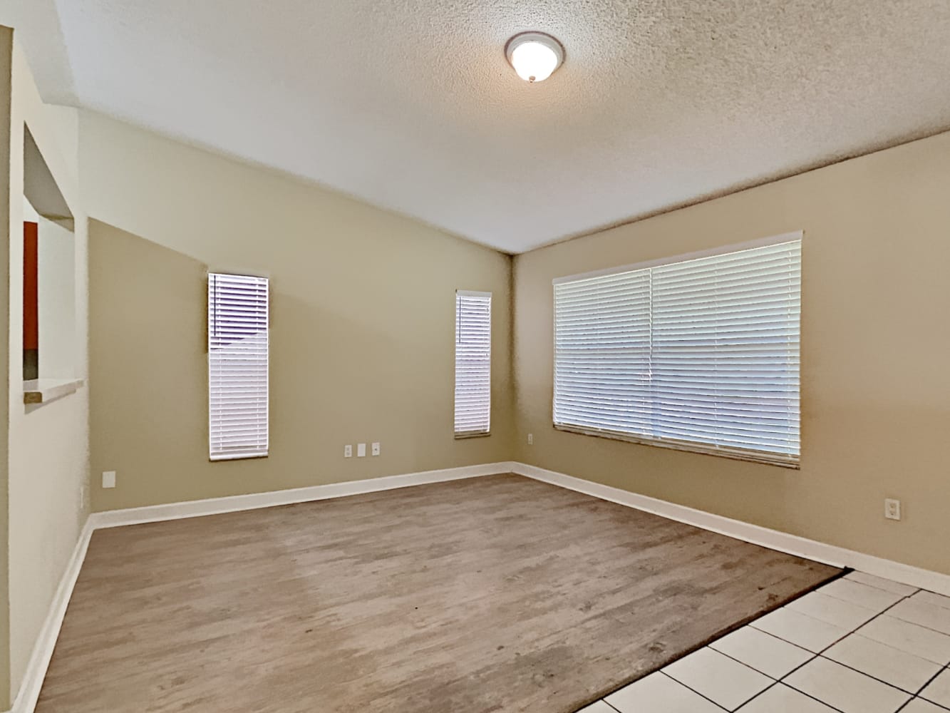 9410 Dubois Blvd photo 5