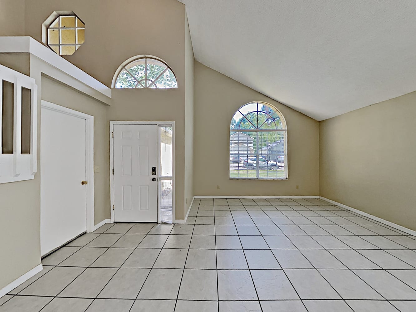 1005 Reynolds Ct photo 3