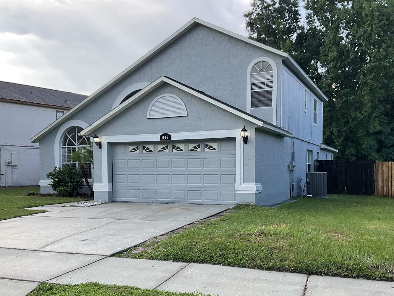 1005 Reynolds Ct photo 2