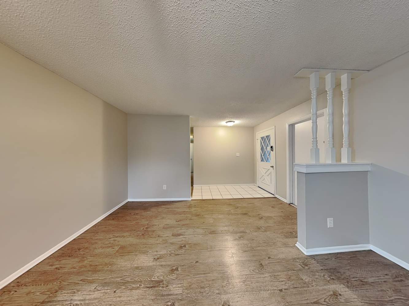 4411 Orangebrook Dr photo 4