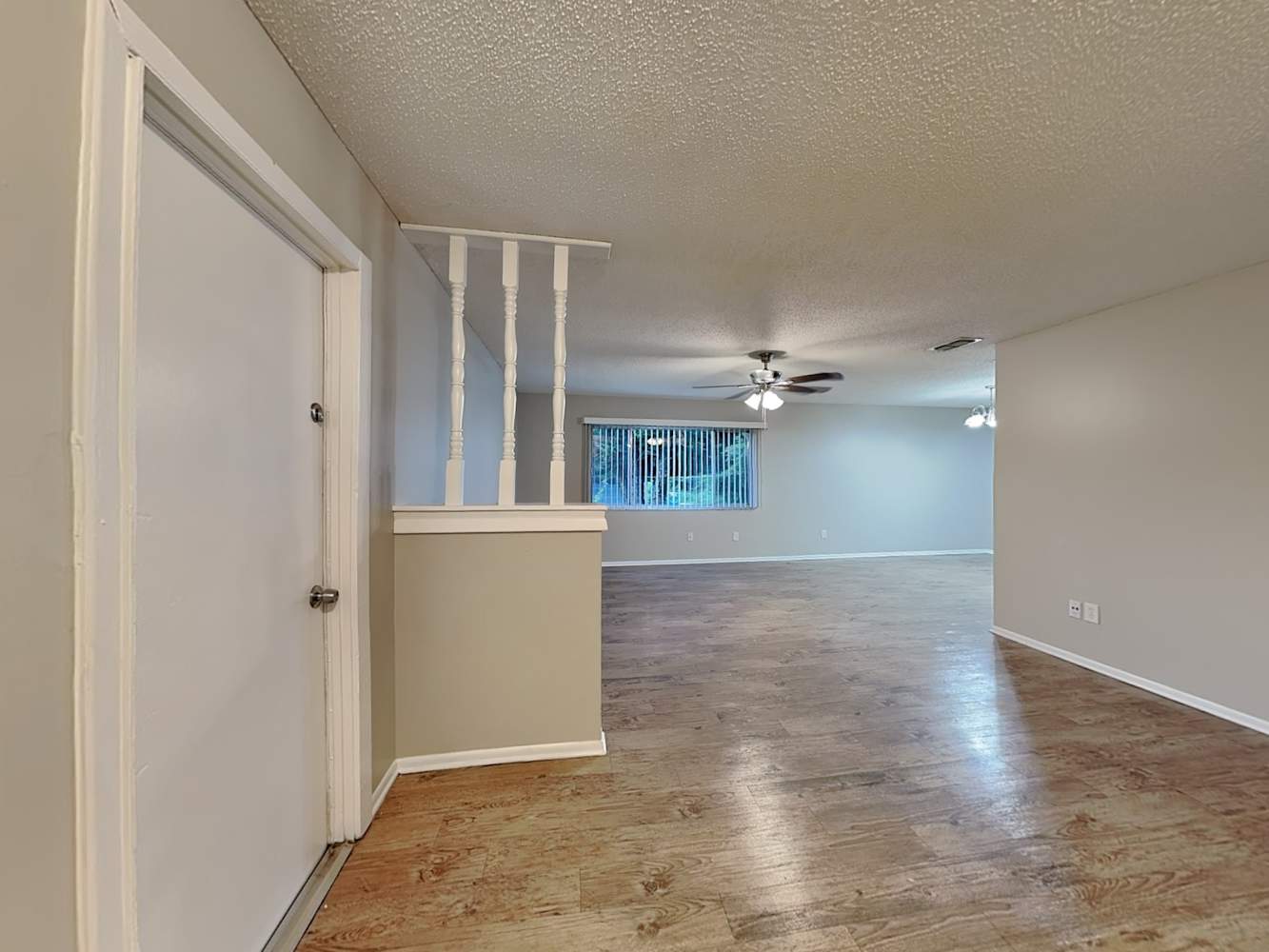 4411 Orangebrook Dr photo 3