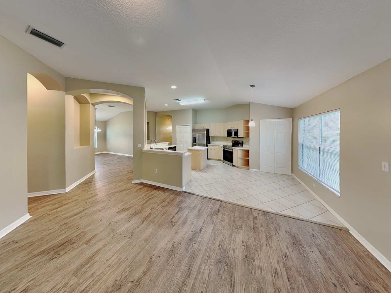 6729 Calistoga Cir photo 3