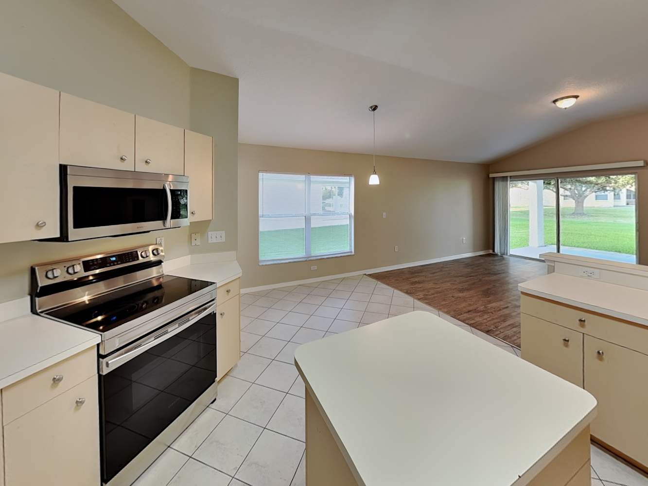 6729 Calistoga Cir photo 5