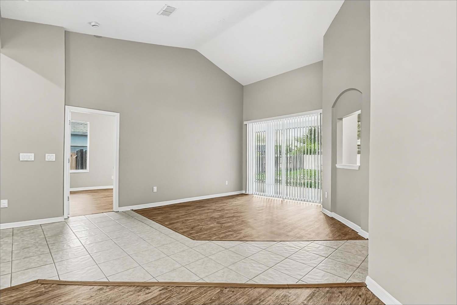 9424 Clover Glen Dr photo 5