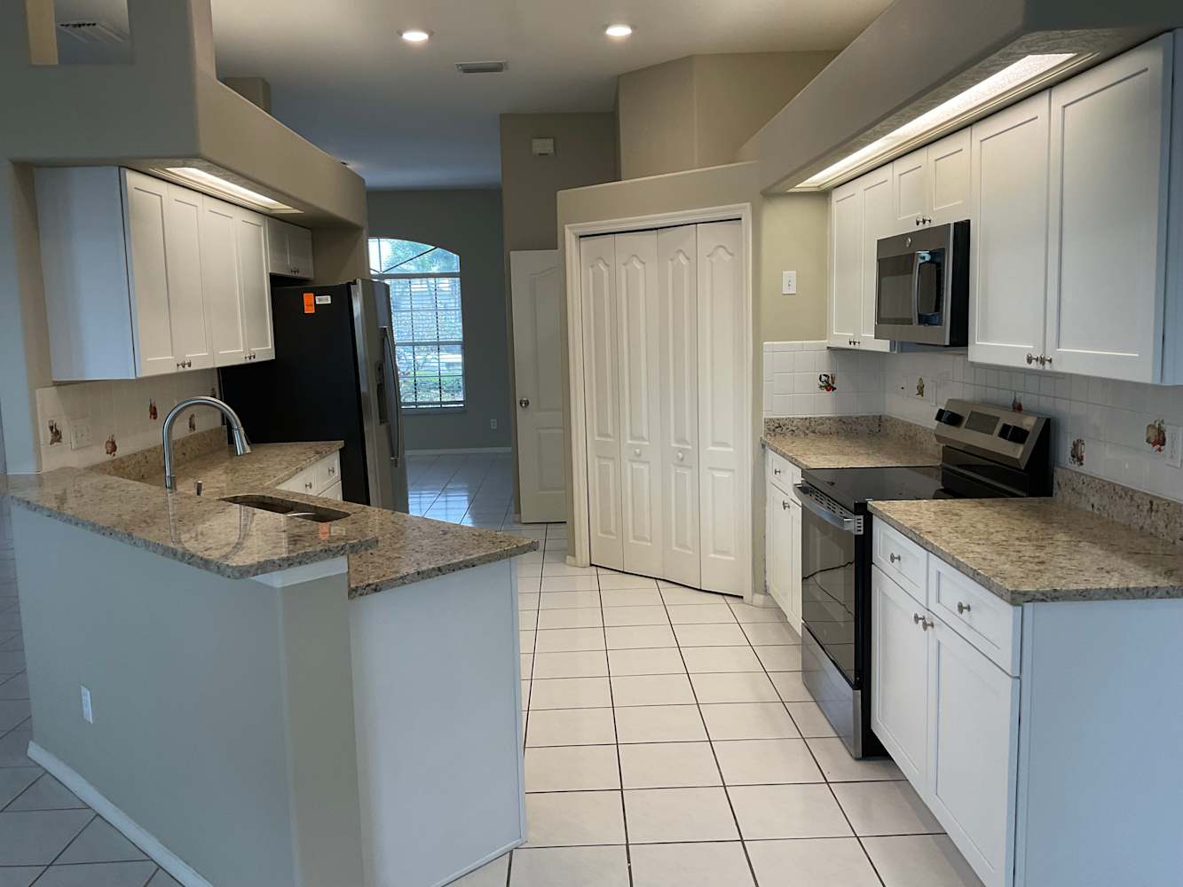 7214 39th Ln E photo 3