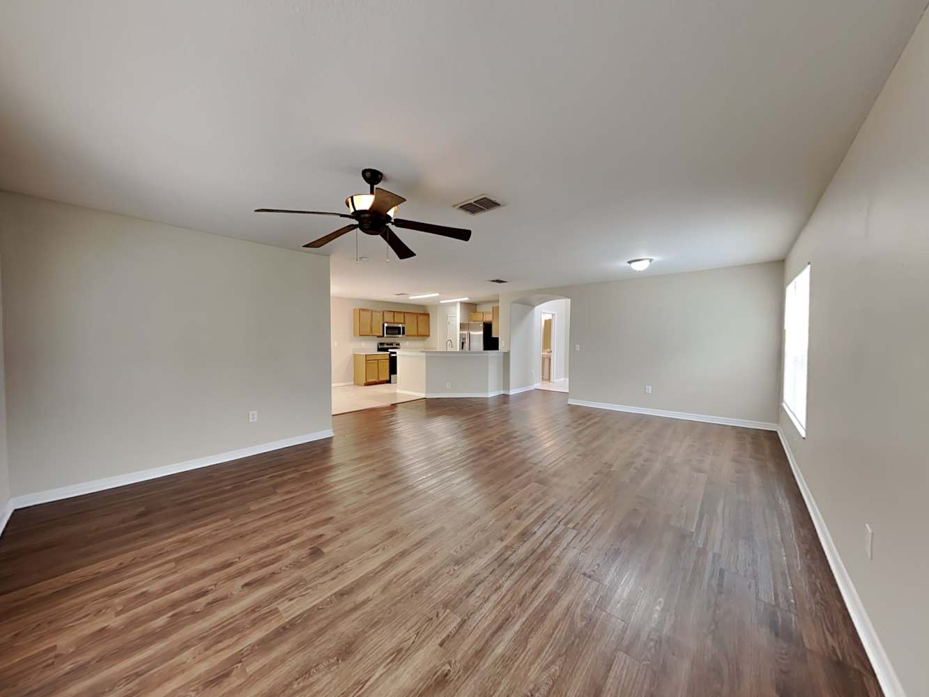 12518 Chenwood Ave photo 4