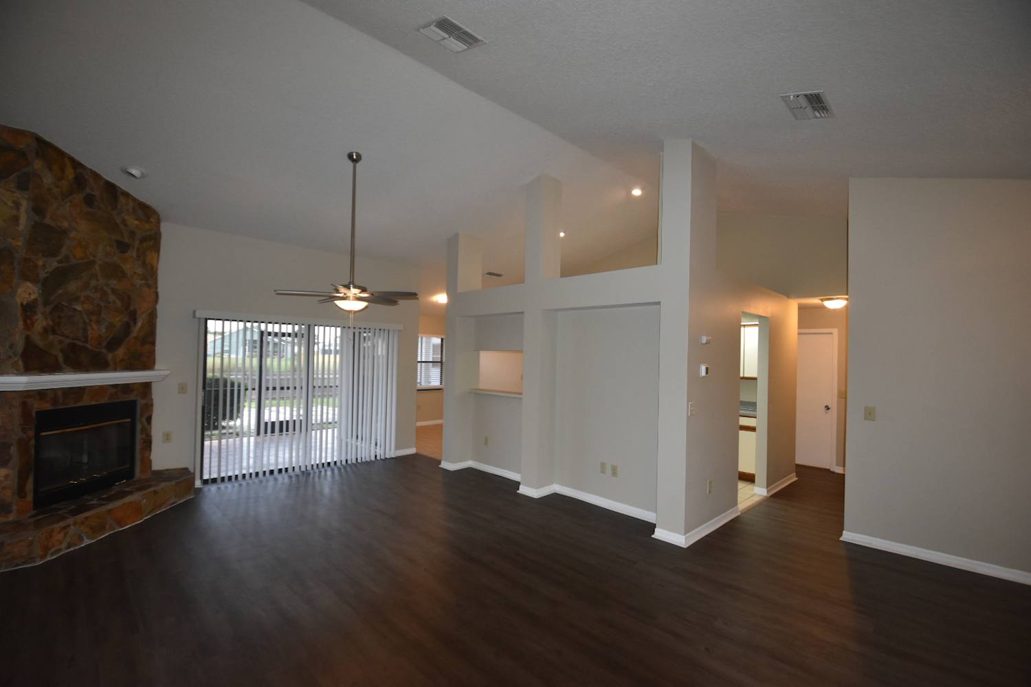 1507 Storington Ave photo 3