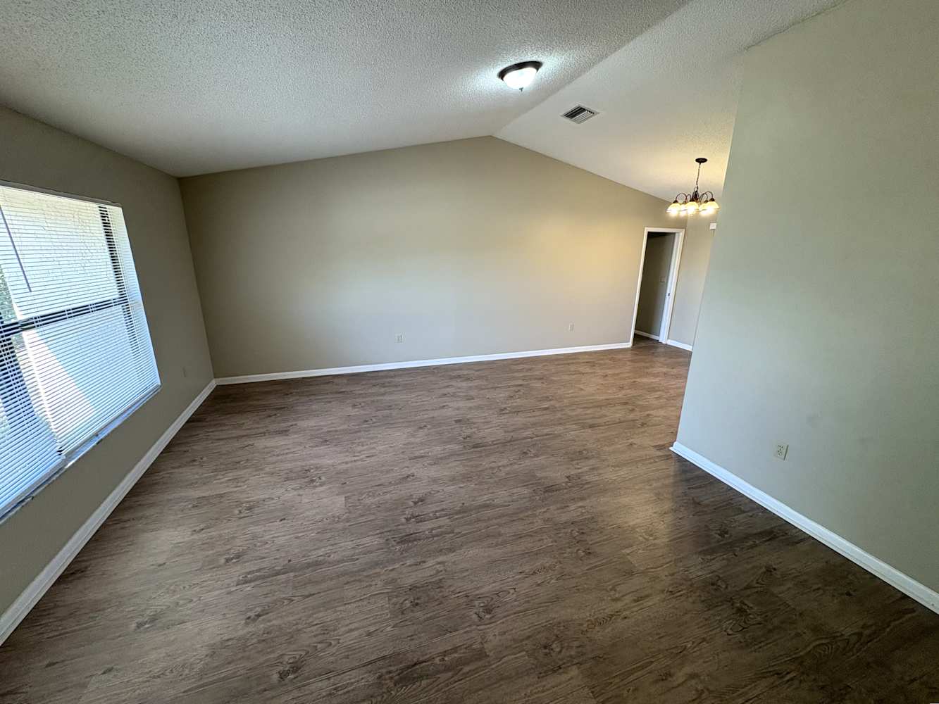 26097 Dolman Ct photo 2